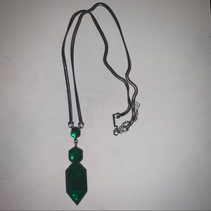Kendra Scott Emerald necklace